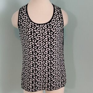 August silk heritage, sleevless top classic black & white.